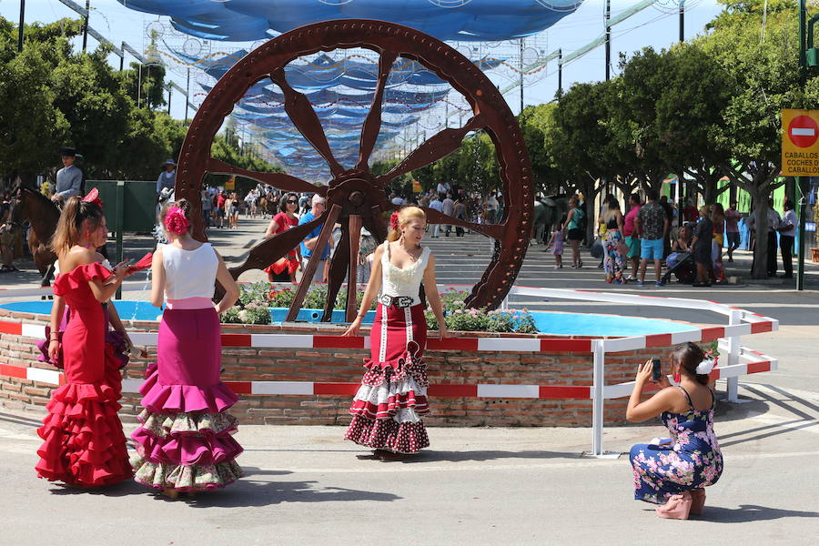 Así se vive la feria de día en el Cortijo de Torres