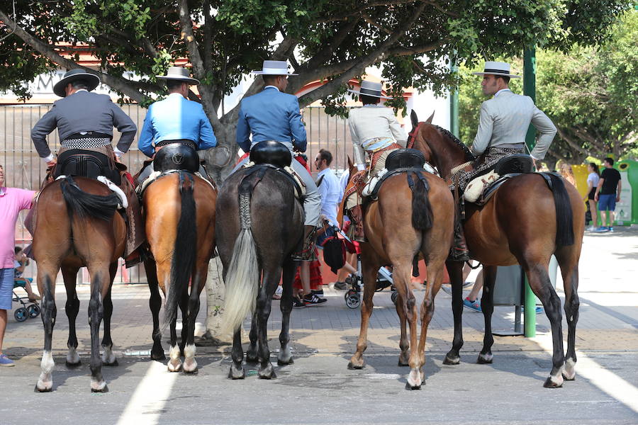 Así se vive la feria de día en el Cortijo de Torres