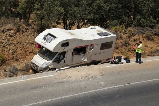 Vuelco de                 una caravana 