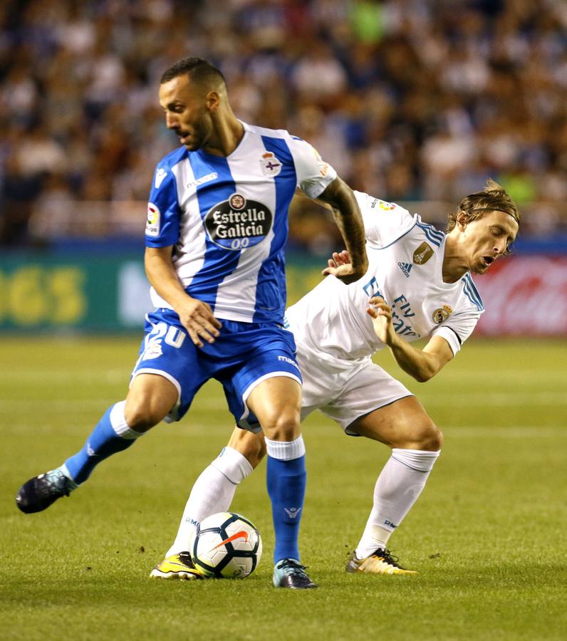 Las mejores imágenes del partido disputado en Riazor entre el Deportivo de la Coruña y el Real Madrid.