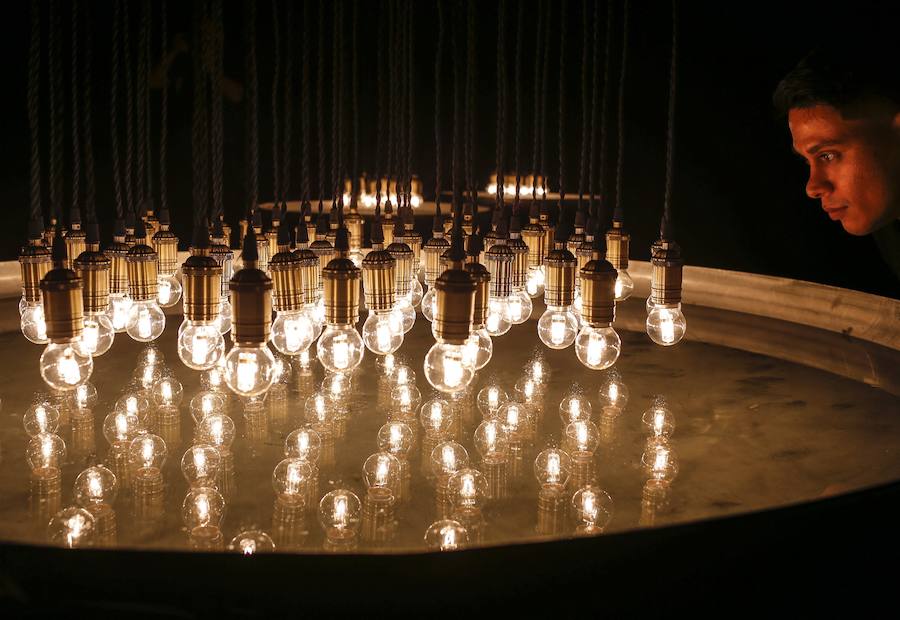 El evento más famoso del mes de agosto que reune a miles de personas en las calles del centro de la ciudad. Espectáculos y decorados de luces llamativas durante todo el fin de semana