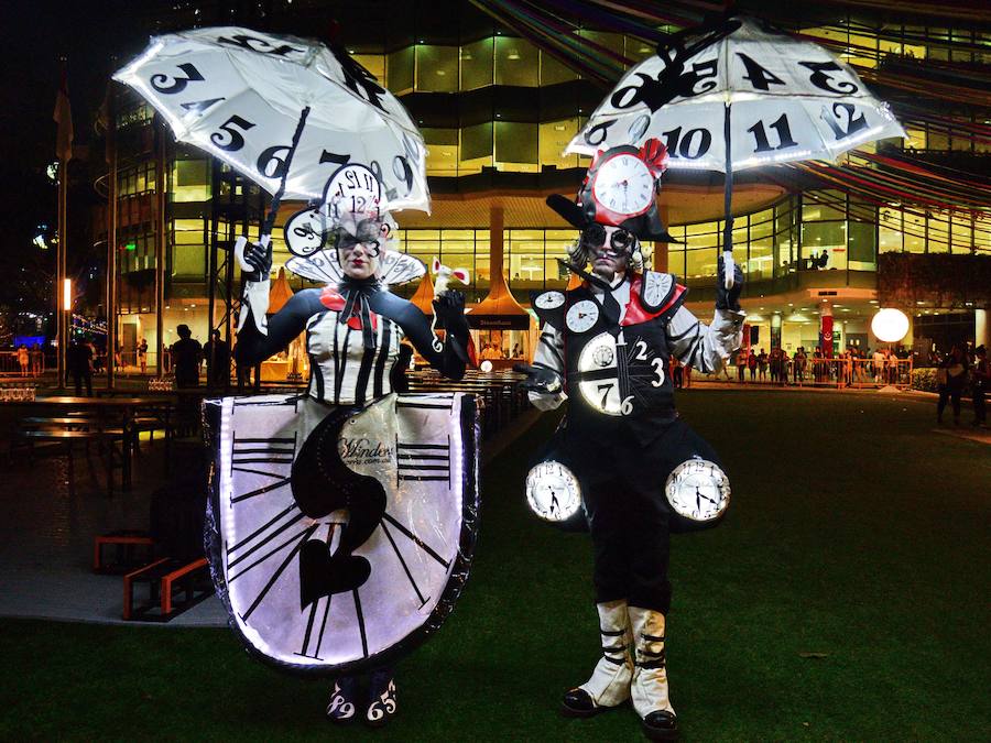 El evento más famoso del mes de agosto que reune a miles de personas en las calles del centro de la ciudad. Espectáculos y decorados de luces llamativas durante todo el fin de semana