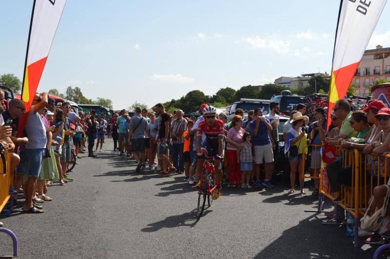 La serpiente multicolor se despide de Málaga en esta etapa, la número 13 con meta en Tomares