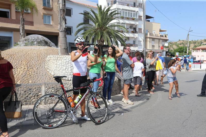 La serpiente multicolor se despide de Málaga en esta etapa, la número 13 con meta en Tomares