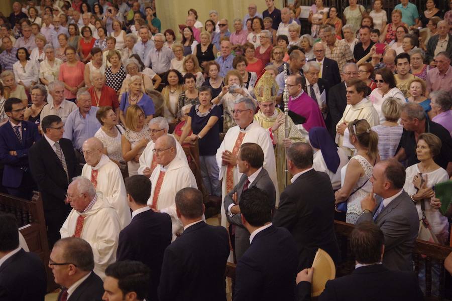 El cortejo partirá a las 19.30 horas de la Catedral, donde por la mañana el obispo ha presidido una misa y una ofrenda floral