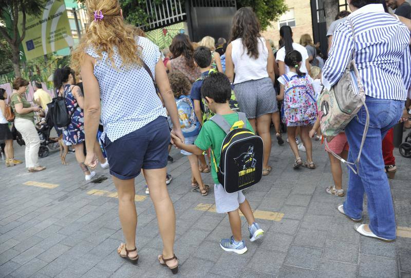 El nuevo curso comienza para más de 155.000 alumnos de Infantil y Primaria