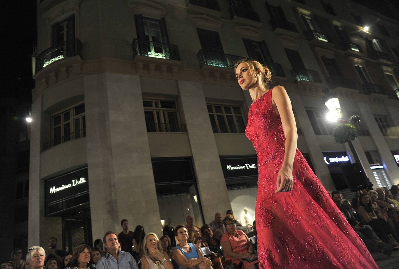 Málaga capital celebra su cita con la moda sobre la alfombra azul más larga de Europa