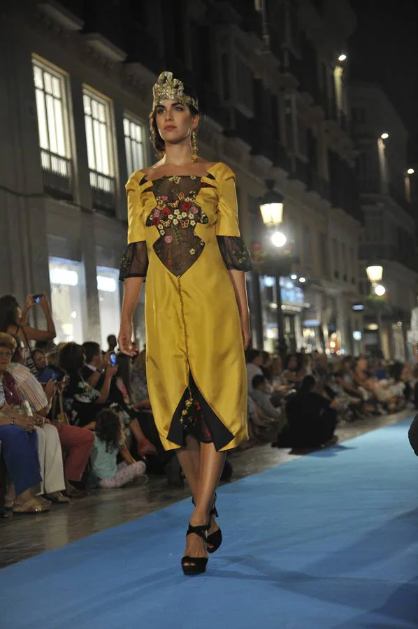 Málaga capital celebra su cita con la moda sobre la alfombra azul más larga de Europa