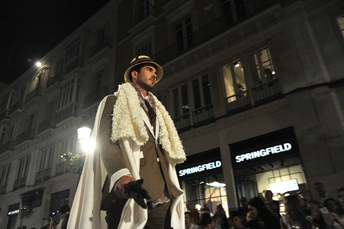 Málaga capital celebra su cita con la moda sobre la alfombra azul más larga de Europa