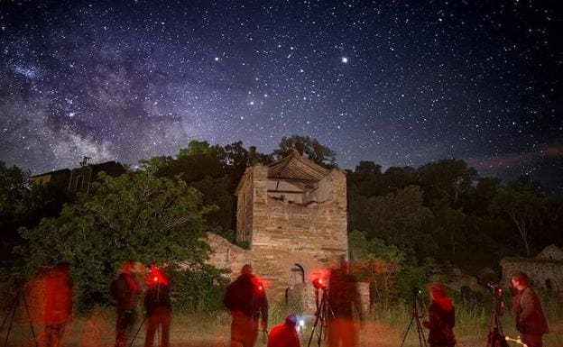 Imagen principal - De ruta por las estrellas: el turismo astronómico llega a Málaga