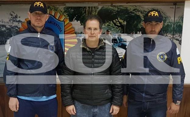 Carlos Fernández fue detenido en la madrugada de ayer en su domicilio. 