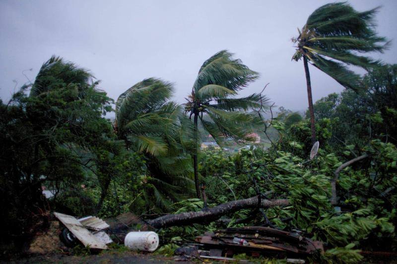 Tras provocar importantes daños en la pequeña isla antillana, el huracán vuelve a alcanzar la categoría 5 y se dirige a Saint Croix y Puerto Rico