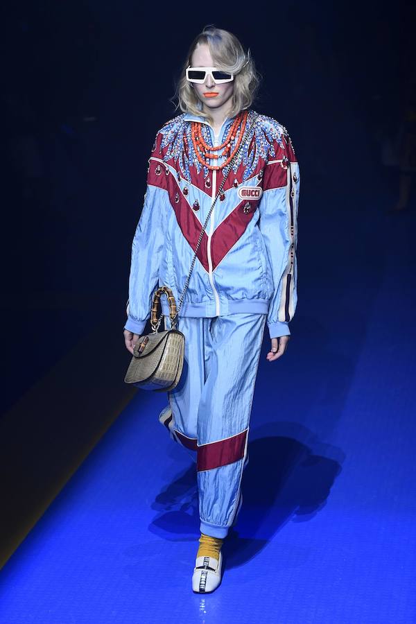 La firma italiana presenta su nueva colección Primavera-Verano durante la semana de la moda de Milán 