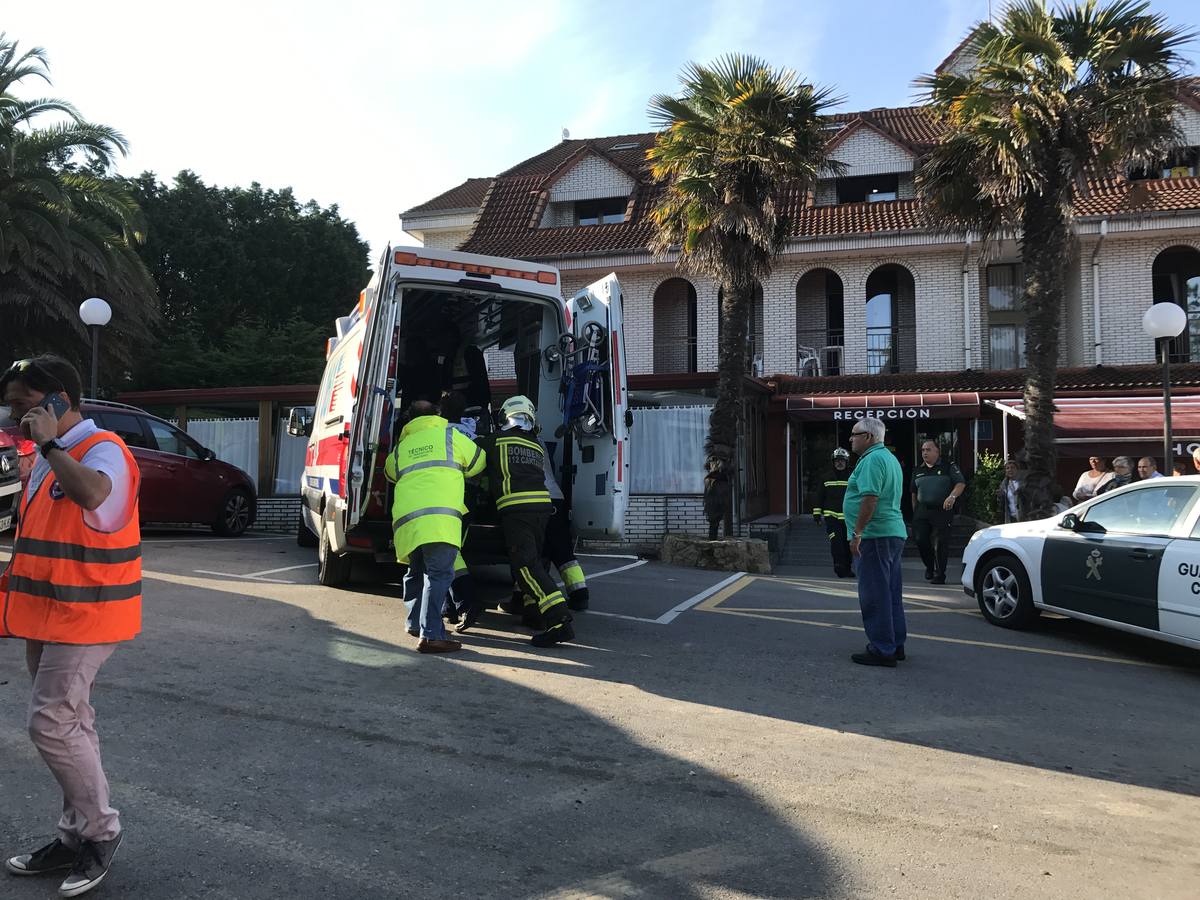 Dos matrimonios, heridos graves por una fuga de gas en un hotel de Cantabria