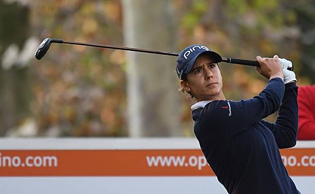 Muñoz, defensora del título, firmó ayer la segunda mejor tarjeta de su vida en el club que la vio crecer