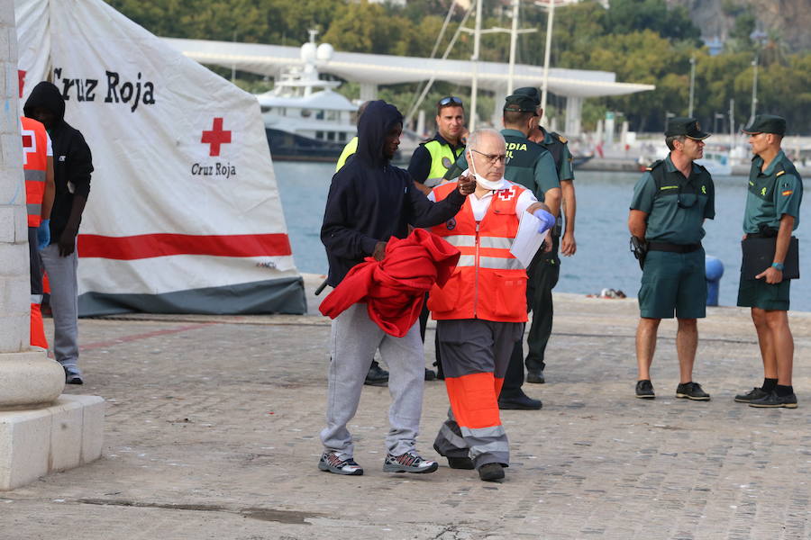 Salvamento Marítimo localizó la embarcación a 40 millas al sur de Málaga