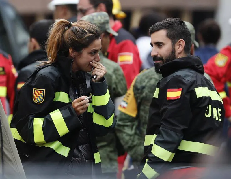 La novia del aparejador, presente en las taeas de rescate en el edificio 