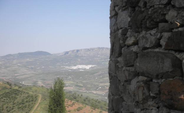 Desde la Torre Zambra se tienen impresionantes vistas del entorno.