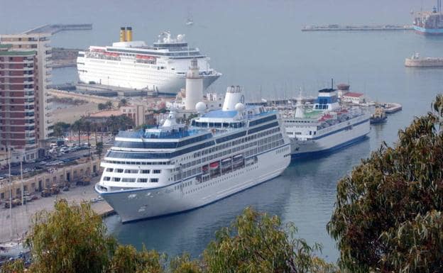 La llegada de cruceros al Puerto de Málaga sigue imparable