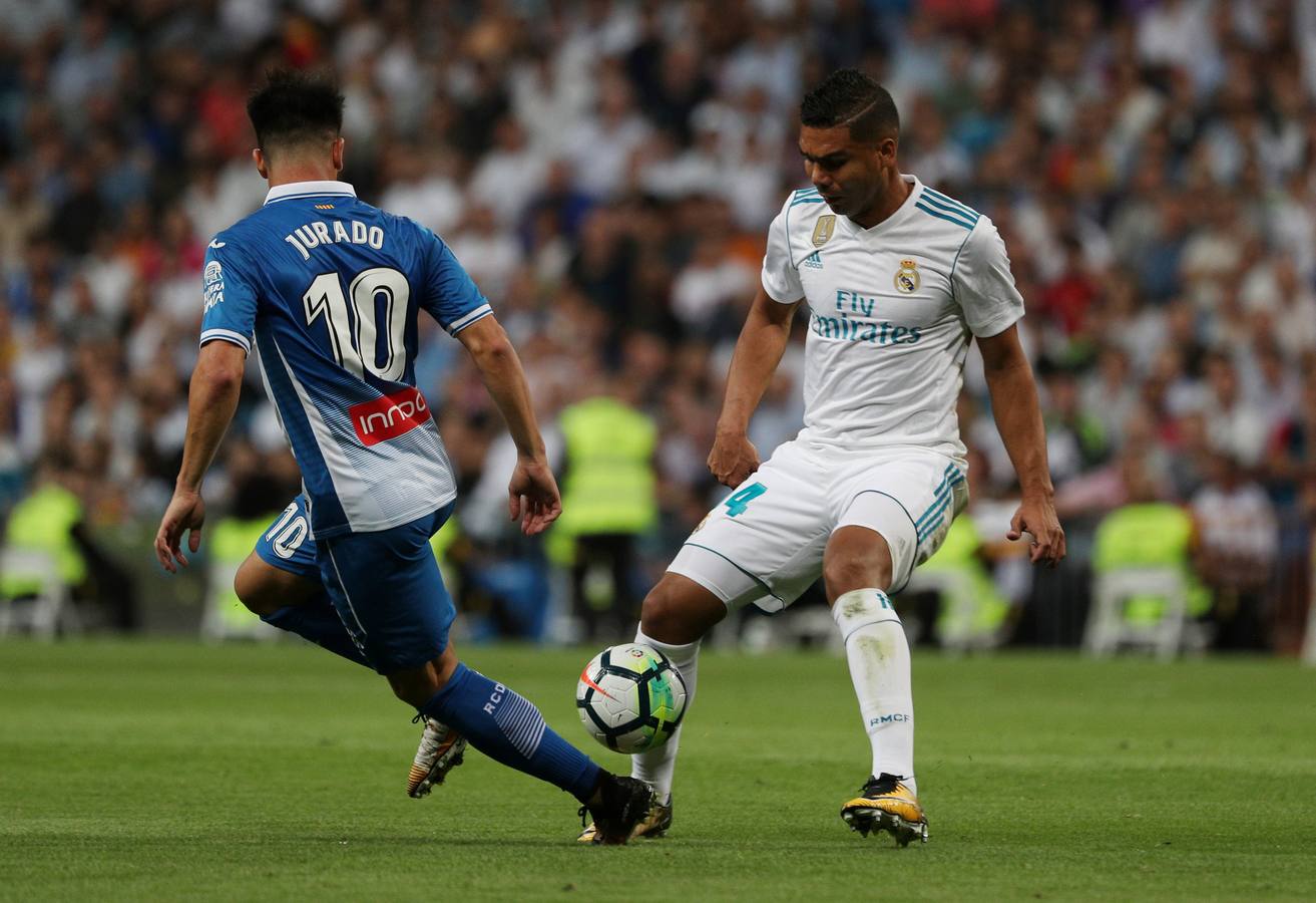 Partido correspondiente a la séptima jornada de Liga entre el Real Madrid y el Espanyol, en el Santiago Bernabéu. 