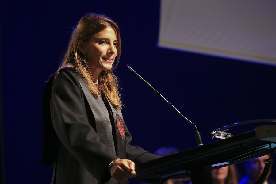 Además, ha entregado dos Medallas de Honor