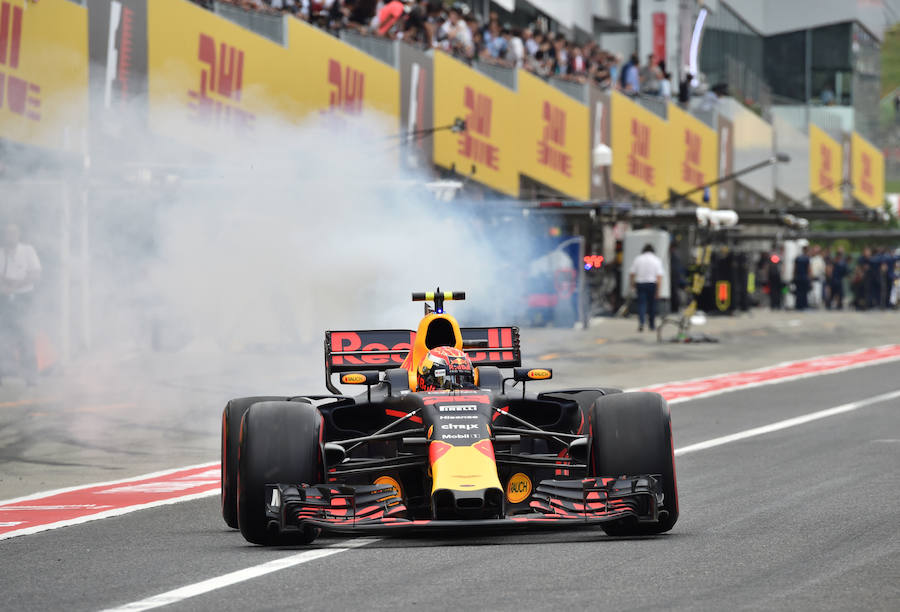 Lewis Hamilton consiguió su 71ª 'pole' en el Gran Premio de Suzuka, por delante del finlandés Bottas y del cuatro veces campeón de F1, Sebastian Vettel.