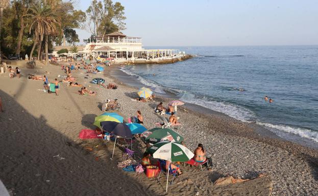 Doce detenidos por cometer robos al descuido a bañistas en las playas de Málaga