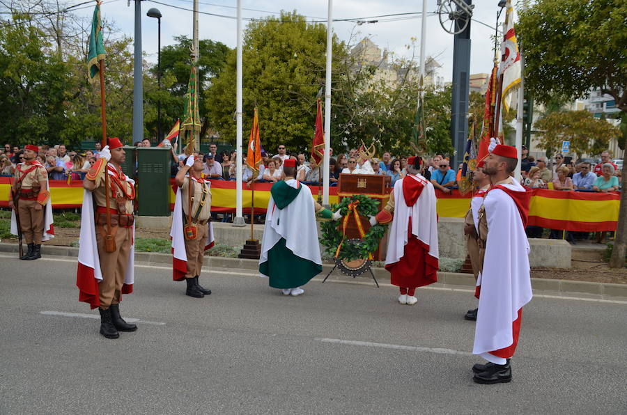 Más de 300 personas juran o prometen "su compromiso con España" ante la enseña patria en un acto organizado por el Grupo de Regulares de Melilla 52 y la Archicofradía del Rico y la Piedad de Vélez-Málaga