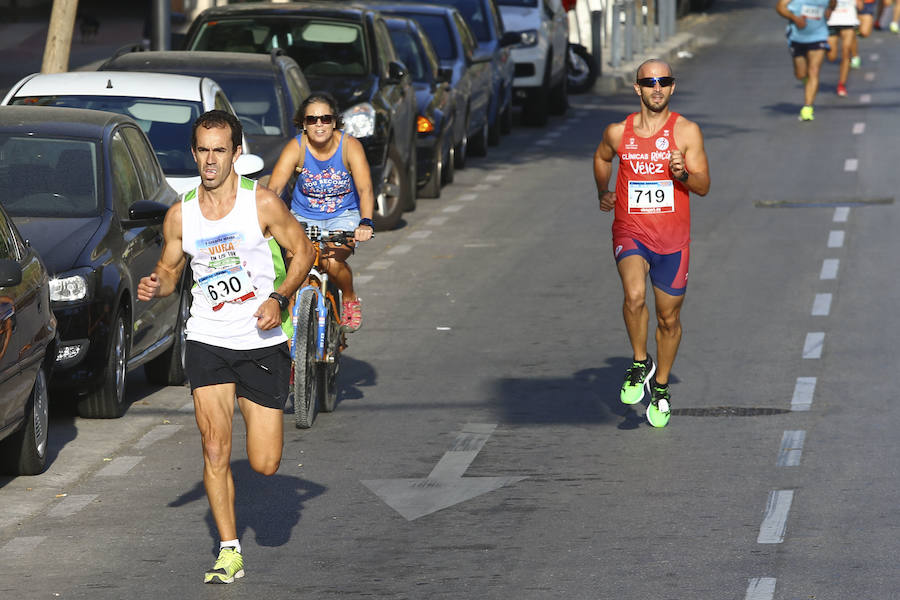 En su quinta edición, la prueba urbana ha llegado a los 800 corredores