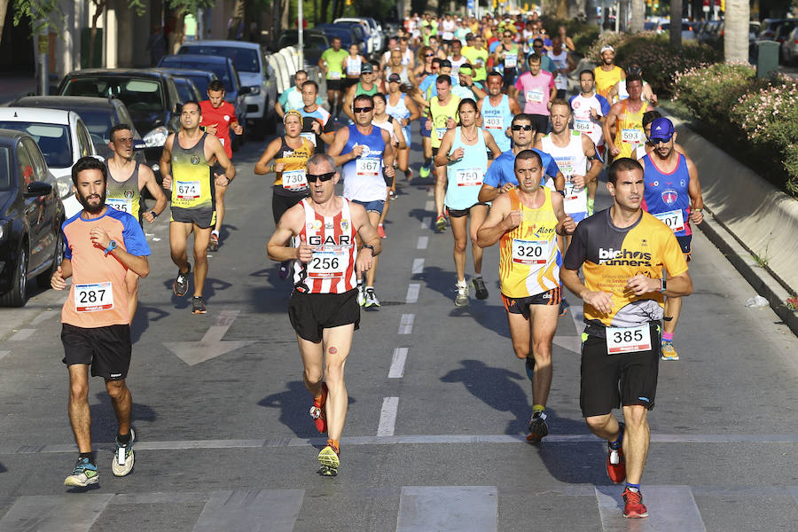 En su quinta edición, la prueba urbana ha llegado a los 800 corredores