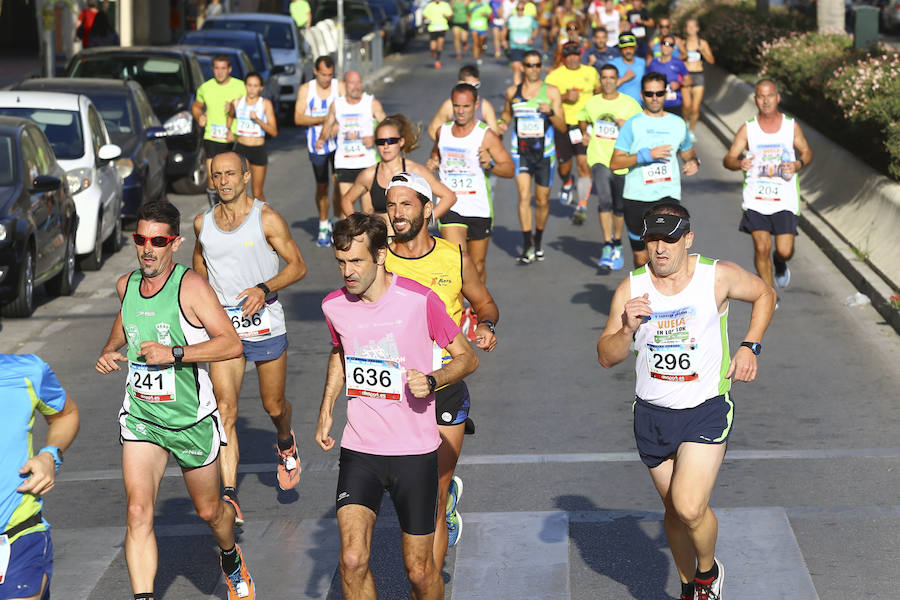 En su quinta edición, la prueba urbana ha llegado a los 800 corredores