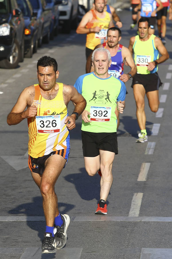 En su quinta edición, la prueba urbana ha llegado a los 800 corredores