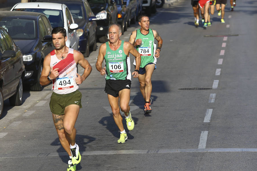 En su quinta edición, la prueba urbana ha llegado a los 800 corredores