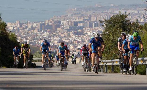 La subida ciclista a la Fuente de la Reina decide este año el 'ranking' andaluz y el circuito provincial