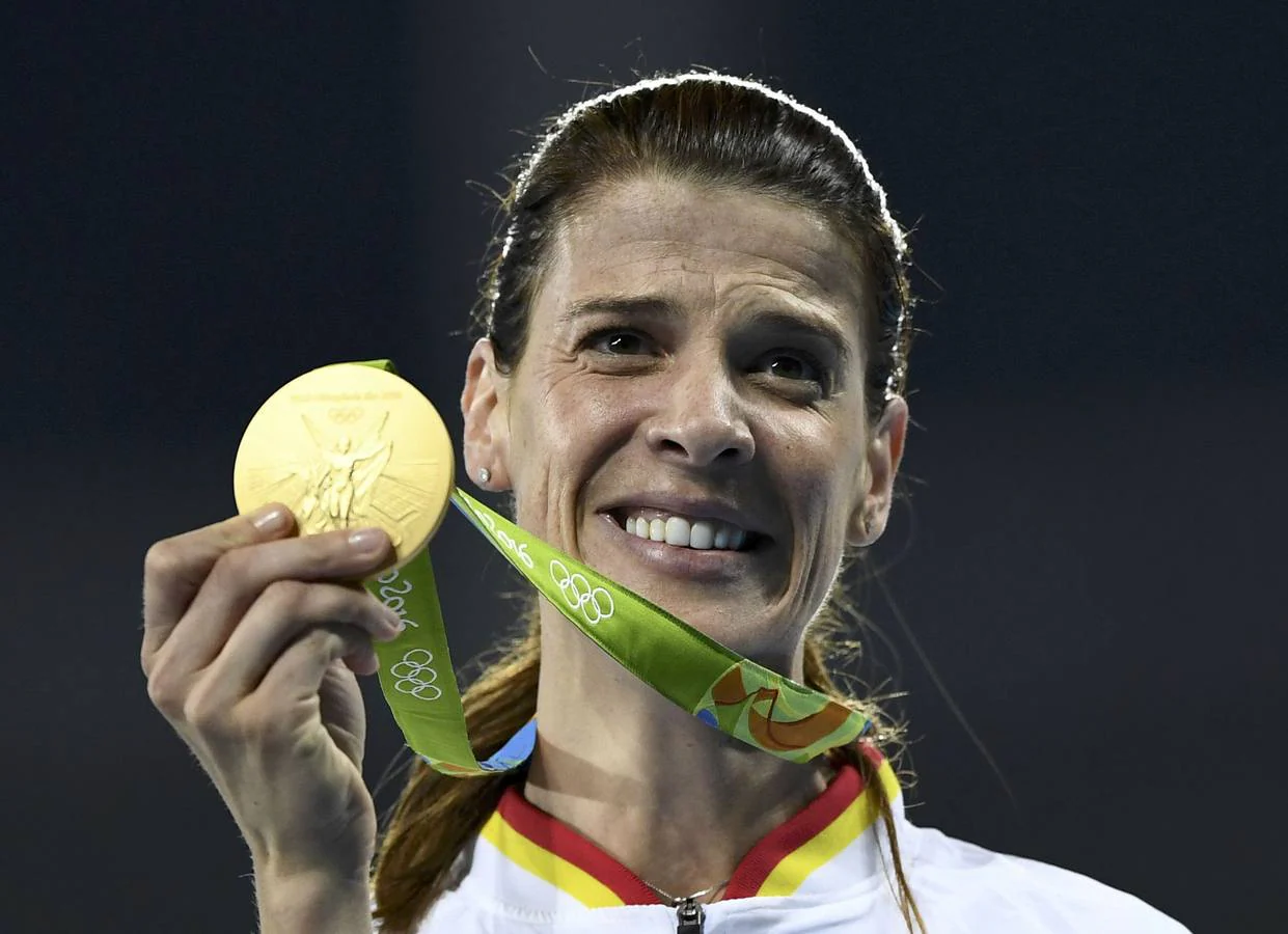 Ruth Beitia ha anunciado que deja la competición tras conseguir un oro en los Juegos de Río, como tetracampeona de Europa y habiendo sido medallista en cinco campeonatos del mundo y nueve en campeonatos de Europa-