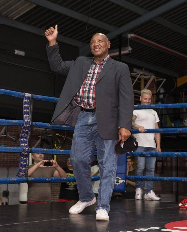 El legendario púgil estadounidense se encuentra en la capital para dar un impulso al deporte en la ciudad