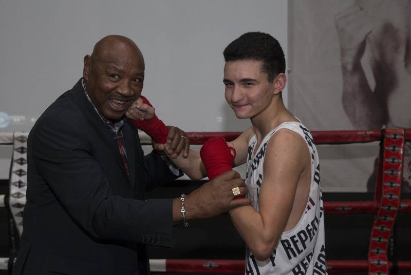 El legendario púgil estadounidense se encuentra en la capital para dar un impulso al deporte en la ciudad