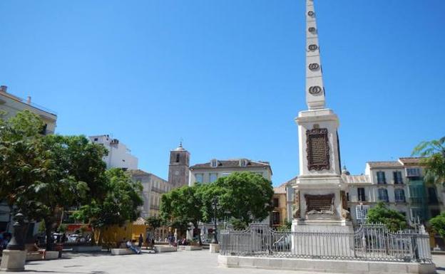 Monumento a Torrijos en la Plaza de la Merced.