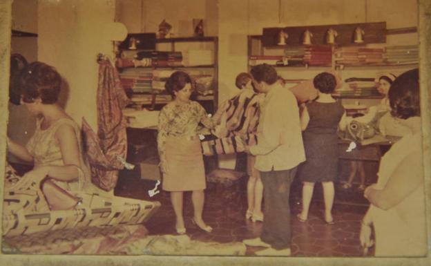 Primera tienda.