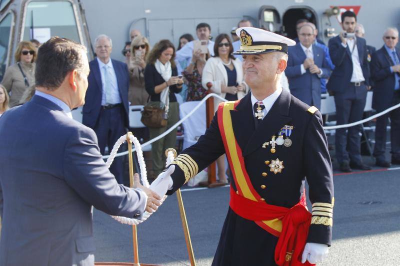 Fotos de la jura de bandera civil en el portaaviones Juan carlos I en Málaga (V)