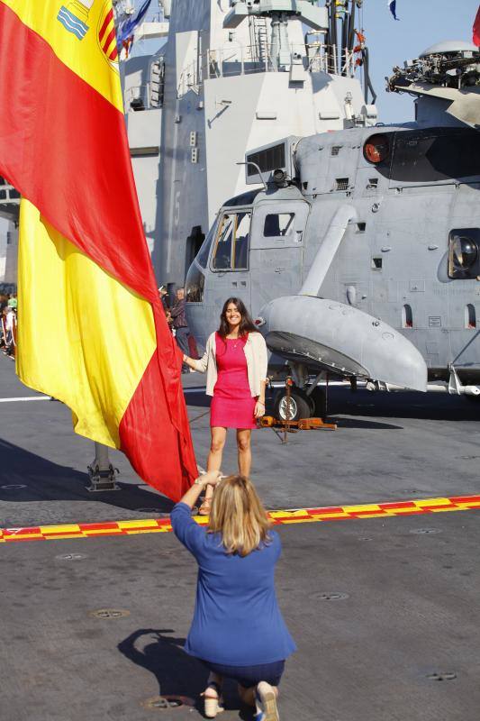 Fotos de la jura de bandera civil en el portaaviones Juan carlos I en Málaga (V)