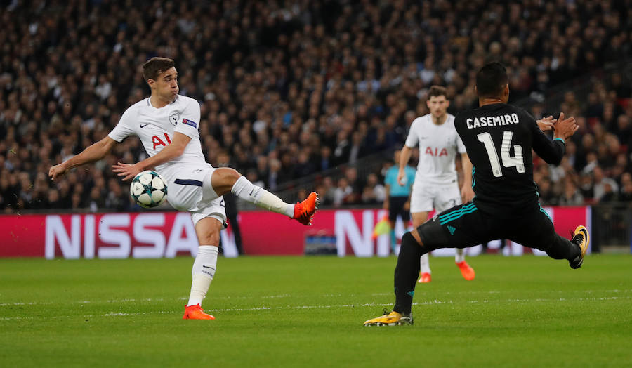 Los dos mejores equipos del Grupo H pelearon por la primera plaza del grupo en Wembley, que vibró y elevó los decibelios durante algunos momentos como el 1-0 de Delle Alli.