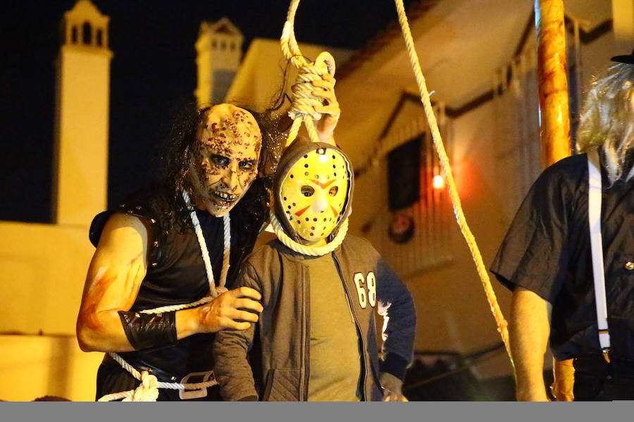 Esta zona de Málaga vivió un año más una noche terrorífica