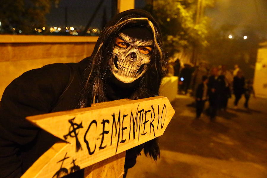 Esta zona de Málaga vivió un año más una noche terrorífica