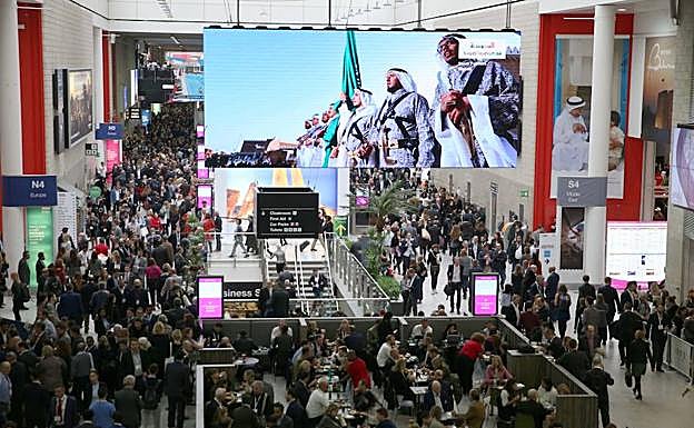 Jornada de gran afluencia de profesionales de turismo en la recta final de la WTM en Londres.