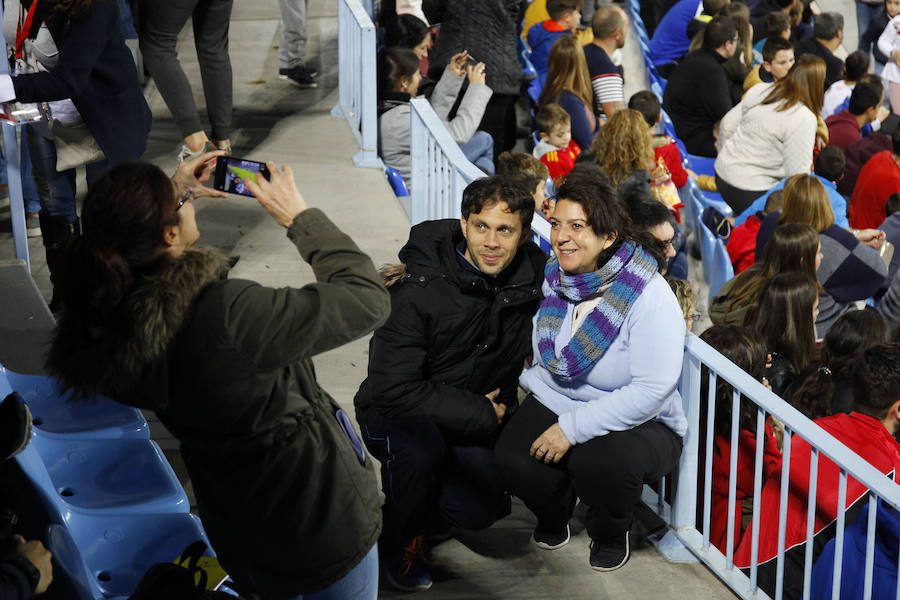 Unas 19.000 personas acudieron a La Rosaleda a presenciar el entrenamiento de la selección española de fútbol.