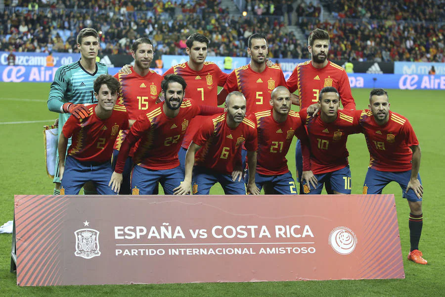 La Rosaleda puso el cartel de "completo" para el partido amistoso entre España y Costa Rica. 