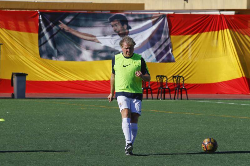 Fotos del partido entre exjugadores del Málaga Club de Fútbol y las Leyendas de la Selección Española