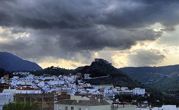 Monda, en la Sierra de las Nieves