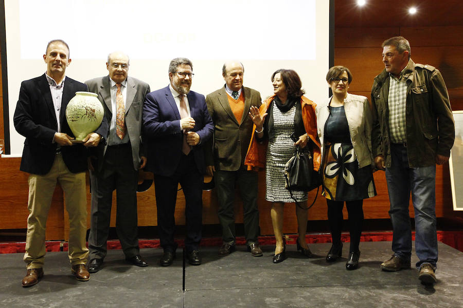 lEl grupo, que congrega a 111 cooperativas aceiteras, es el primer productor oleícola del mundo